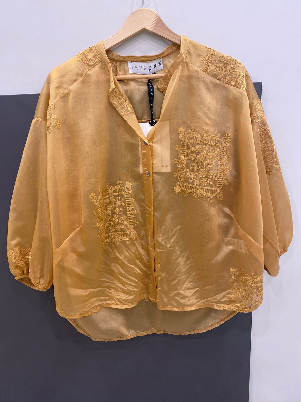 Blusa ricamata HAVEONE