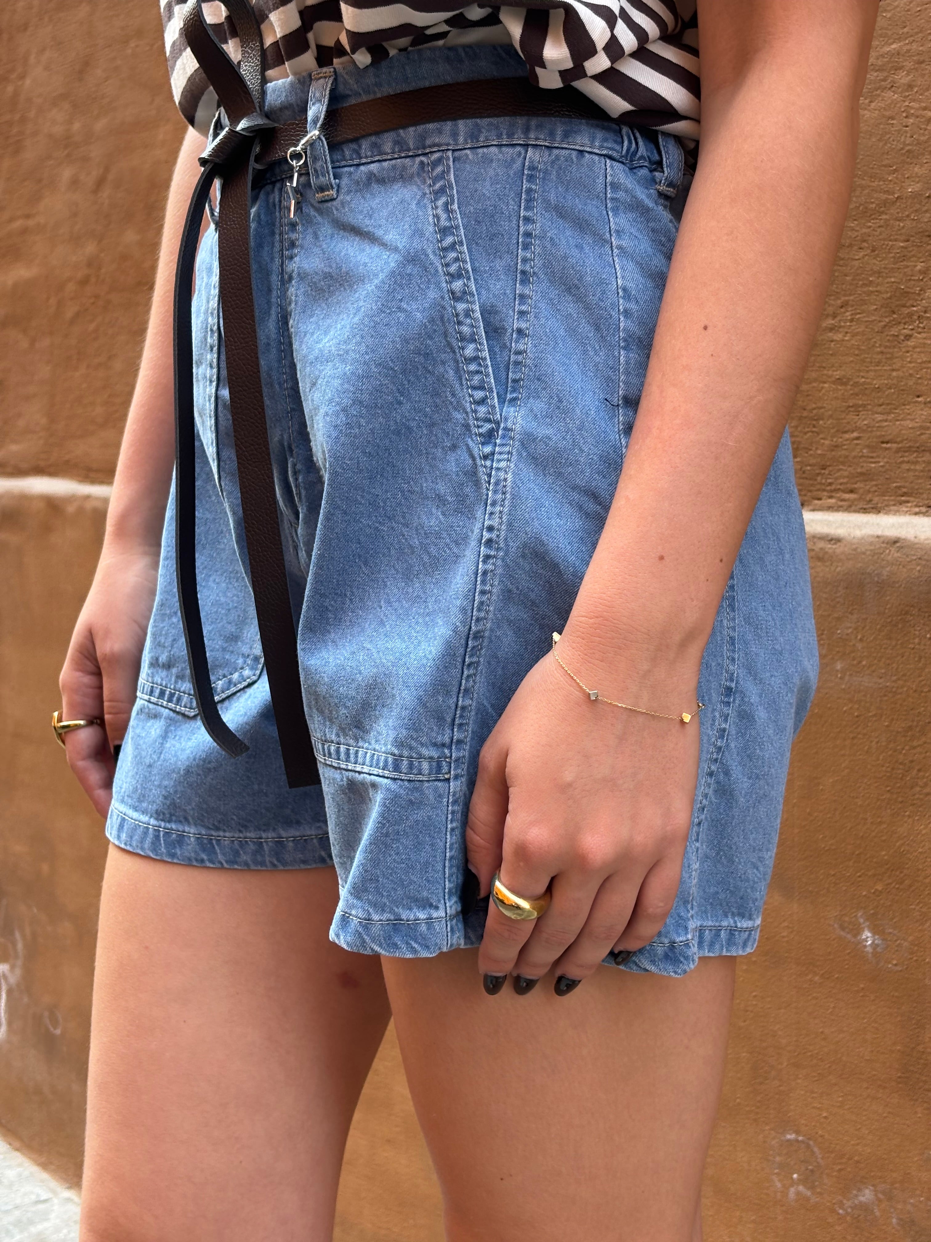 Short Susy Mix Jeans Leggero con Cintura